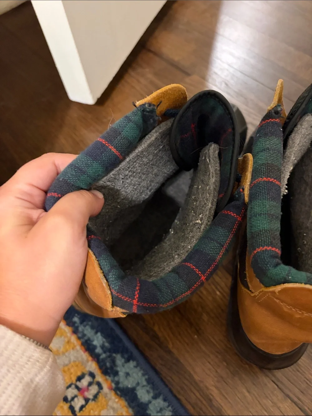 Arctic Trail Men's Black & Brown Waterproof Winter Boots with Navy Laces